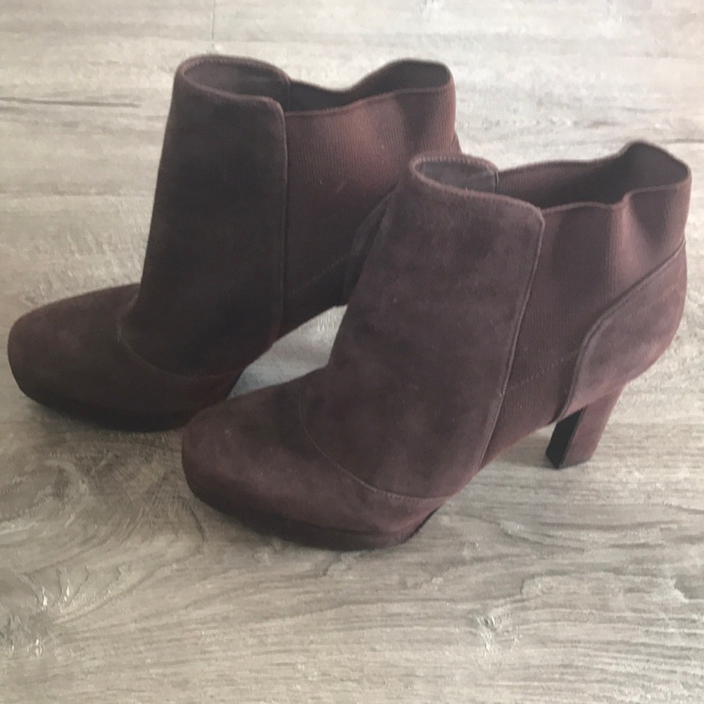 Via  spiga booties